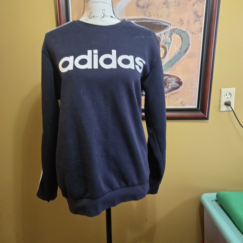 Adidas Sweatshirt